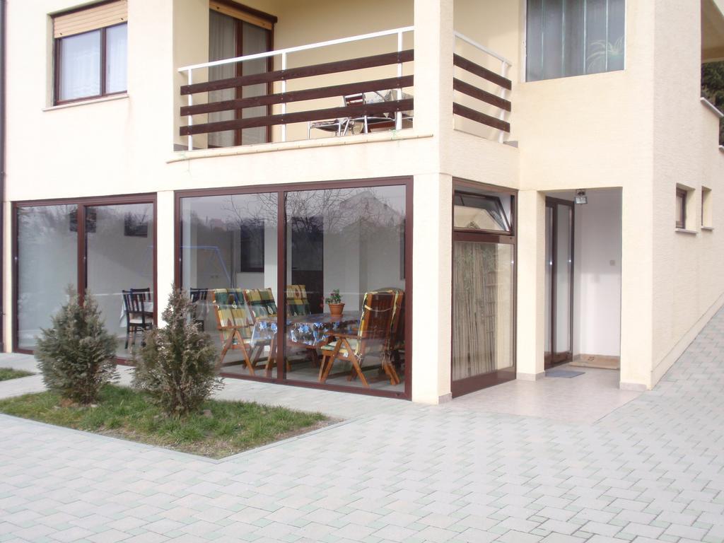 Apartments Maximir Загреб Екстериор снимка